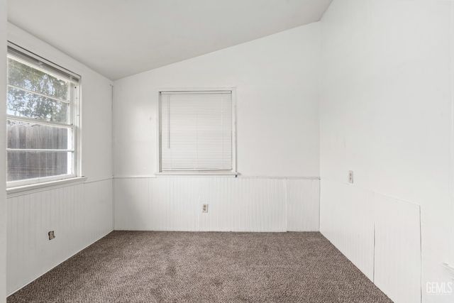 3130 16th Street, Bakersfield, CA 93301