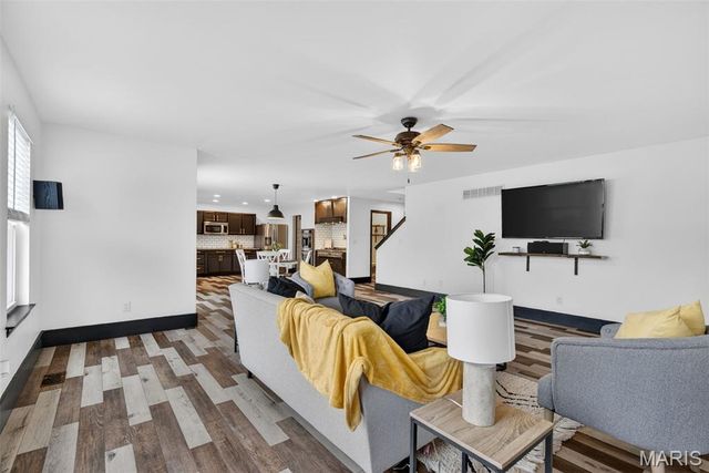 1334 Forest Way, Wentzville, MO 63385