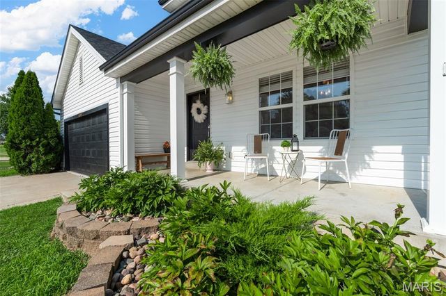 1334 Forest Way, Wentzville, MO 63385