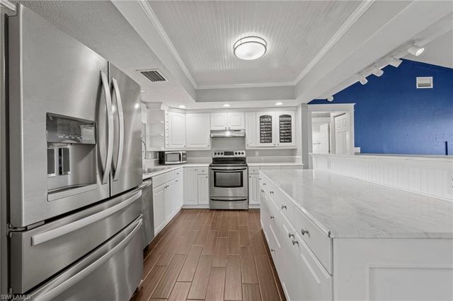 1311 SE 11th ST, Cape Coral, FL 33990