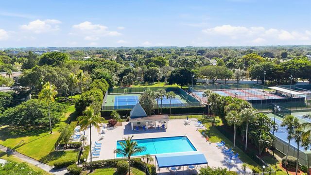 2901 Victoria Circle B2, Coconut Creek, FL 33066