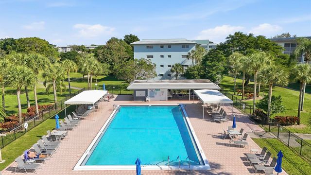 2901 Victoria Circle B2, Coconut Creek, FL 33066
