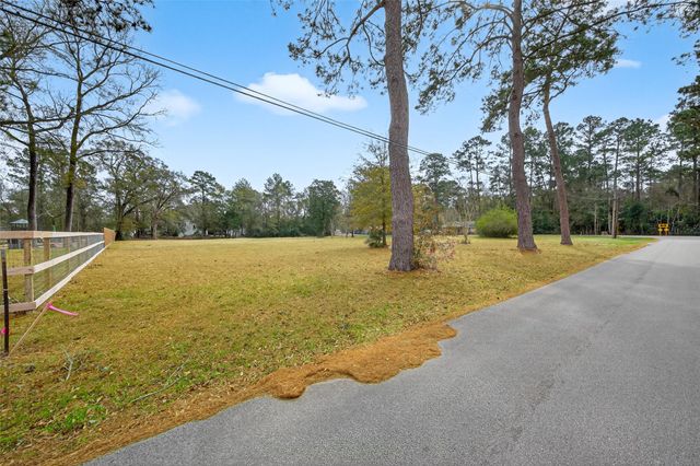 15471 Dewberry Lane, Conroe, TX 77302