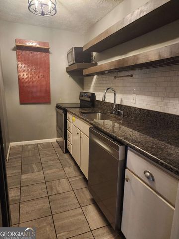 4155 N Gloucester Place, Chamblee, GA 30341