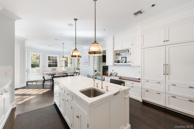 16 Wrights Mill Road, Armonk, NY 10504