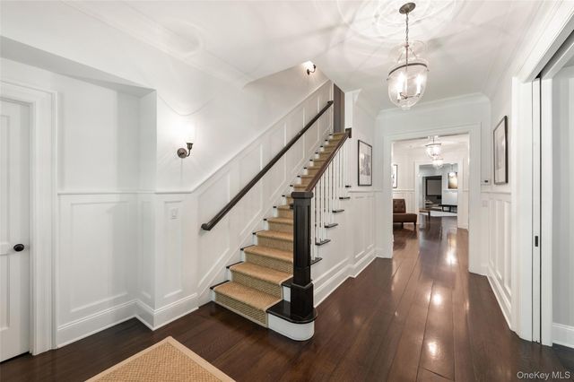 16 Wrights Mill Road, Armonk, NY 10504