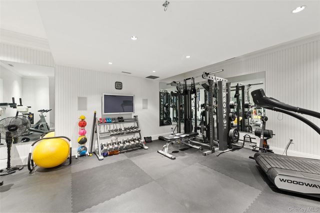 16 Wrights Mill Road, Armonk, NY 10504