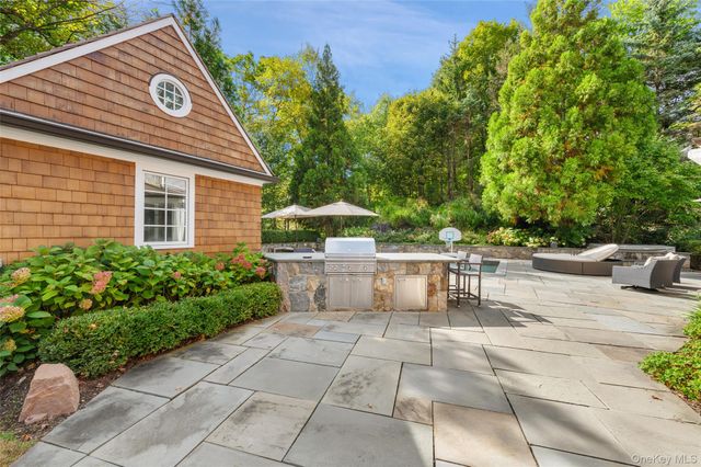 16 Wrights Mill Road, Armonk, NY 10504