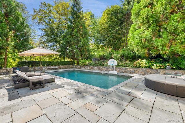 16 Wrights Mill Road, Armonk, NY 10504