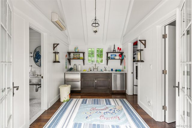 16 Wrights Mill Road, Armonk, NY 10504