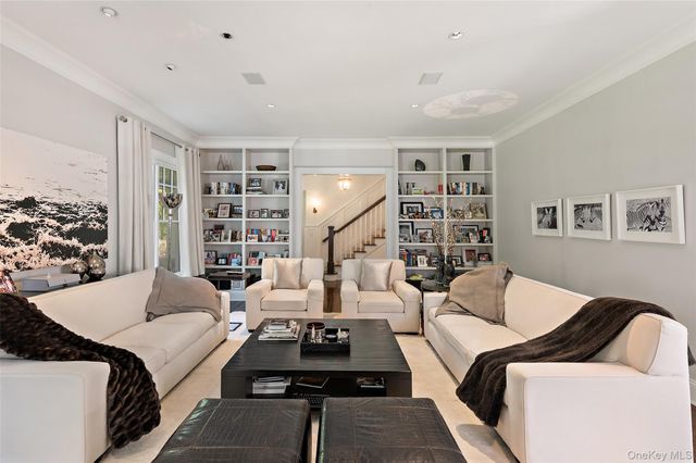 16 Wrights Mill Road, Armonk, NY 10504