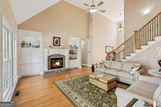 183 Sunrise Drive, Hoschton, GA 30548