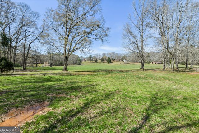 183 Sunrise Drive, Hoschton, GA 30548