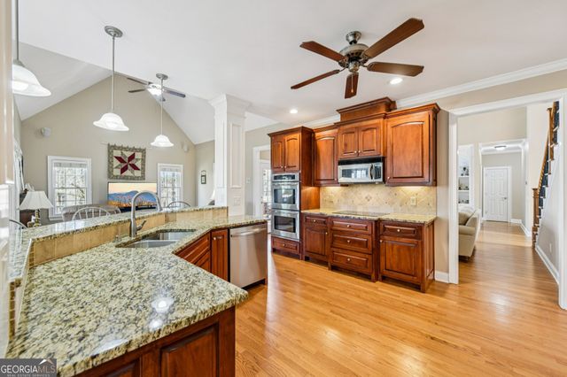 183 Sunrise Drive, Hoschton, GA 30548