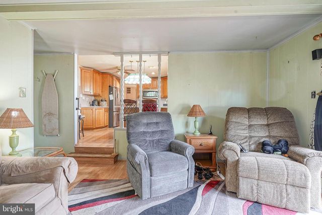 1638 RED OAK RD, Williamstown, NJ 08094