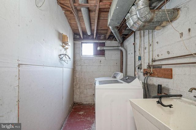 1638 RED OAK RD, Williamstown, NJ 08094