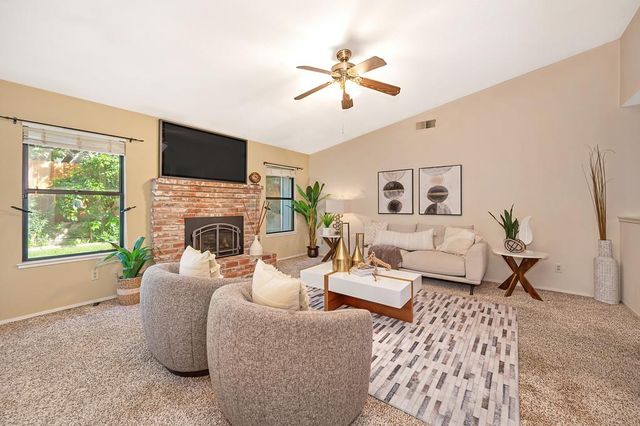 595 R St, Lincoln, CA 95648