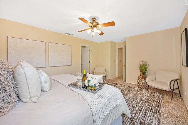 595 R St, Lincoln, CA 95648