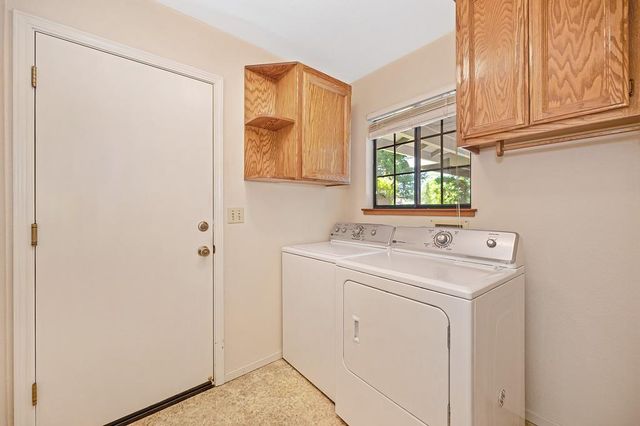 595 R St, Lincoln, CA 95648