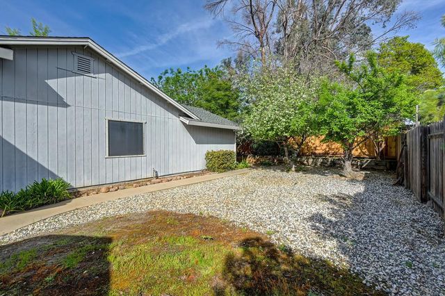 595 R St, Lincoln, CA 95648