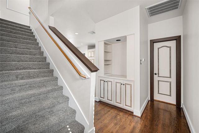 5205 Cornish Street, Houston, TX 77007