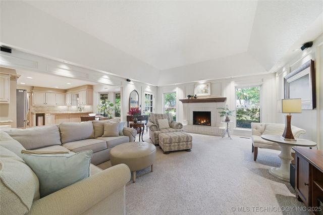 6027 E 79th Street, Tulsa, OK 74136