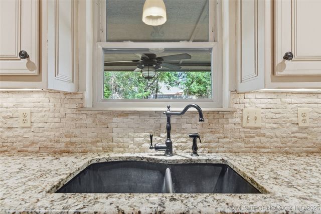 6027 E 79th Street, Tulsa, OK 74136