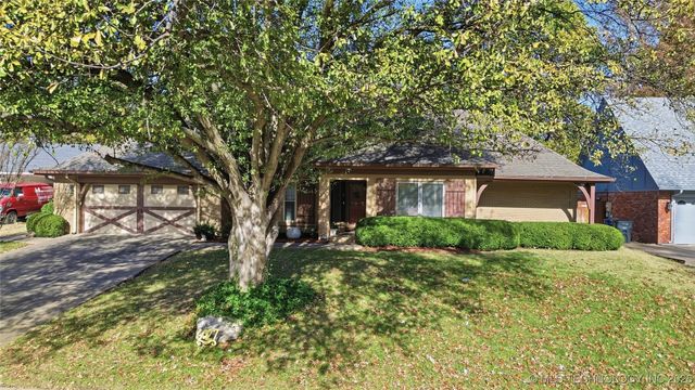 6027 E 79th Street, Tulsa, OK 74136