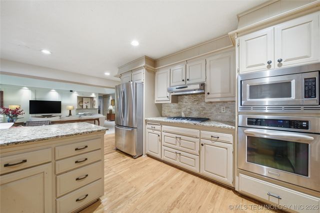 6027 E 79th Street, Tulsa, OK 74136