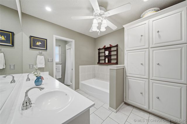 6027 E 79th Street, Tulsa, OK 74136