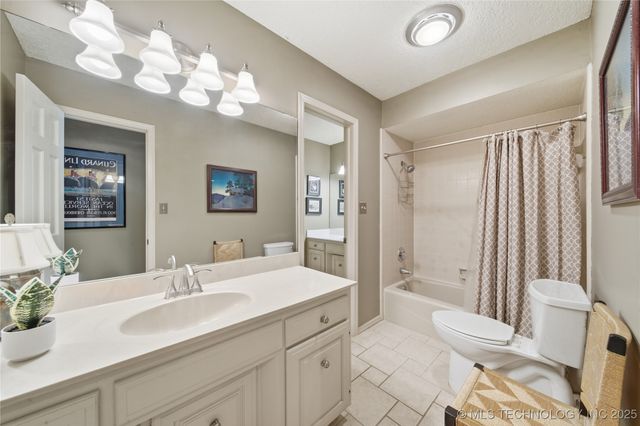 6027 E 79th Street, Tulsa, OK 74136