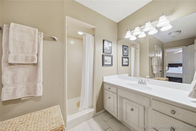 6027 E 79th Street, Tulsa, OK 74136