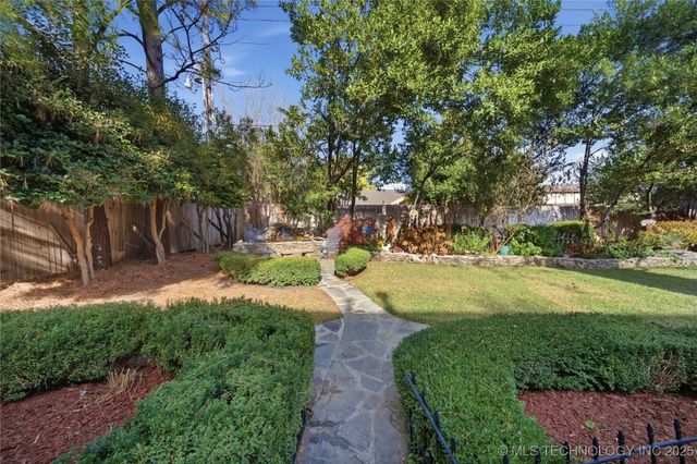 6027 E 79th Street, Tulsa, OK 74136