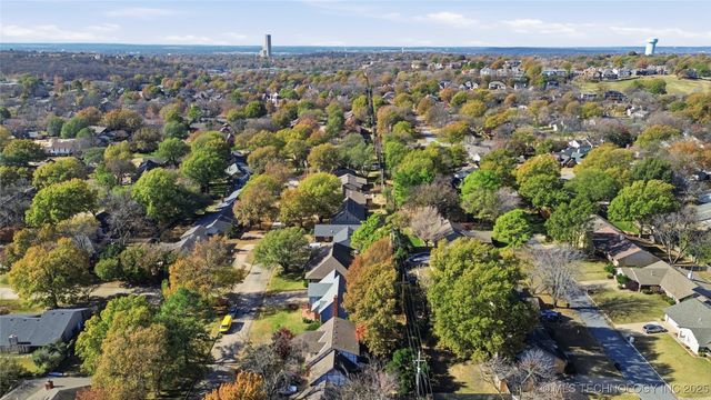 6027 E 79th Street, Tulsa, OK 74136