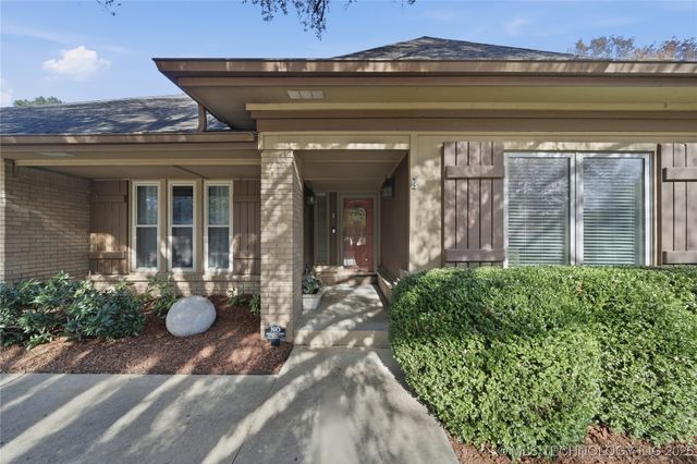 6027 E 79th Street, Tulsa, OK 74136