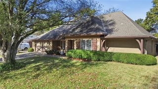 6027 E 79th Street, Tulsa, OK 74136