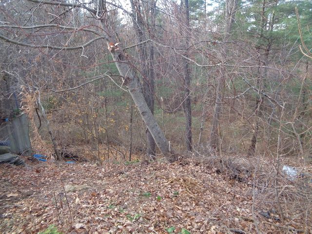 20 Marc Ave, Southbridge, MA 01550