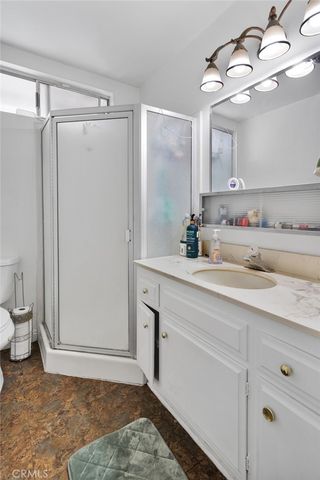 858 Coral Avenue, Hemet, CA 92543