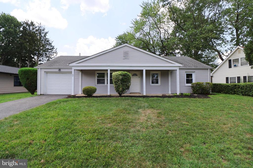 57 EAST LN, WILLINGBORO, NJ 08046 — exterior