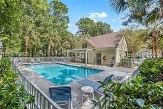 112 Union Cemetery Rd Apt 228, Hilton Head Island, SC 29926