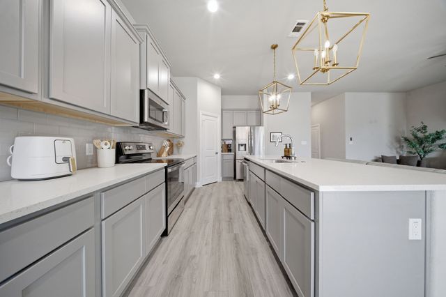 315 Bronco Drive, Pilot Point, TX 76258