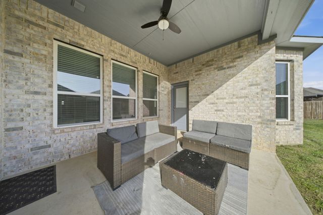 315 Bronco Drive, Pilot Point, TX 76258