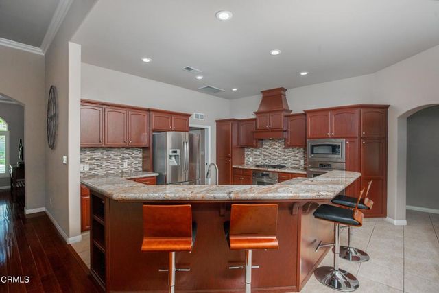 5421 Brigadoon Lane, Bakersfield, CA 93312