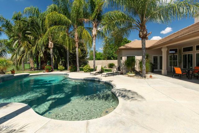 5421 Brigadoon Lane, Bakersfield, CA 93312