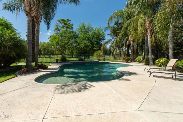 5421 Brigadoon Lane, Bakersfield, CA 93312