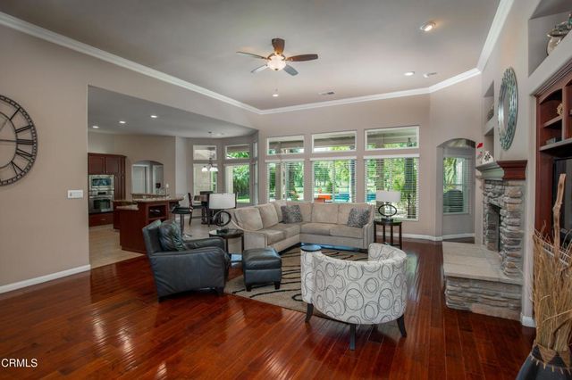 5421 Brigadoon Lane, Bakersfield, CA 93312