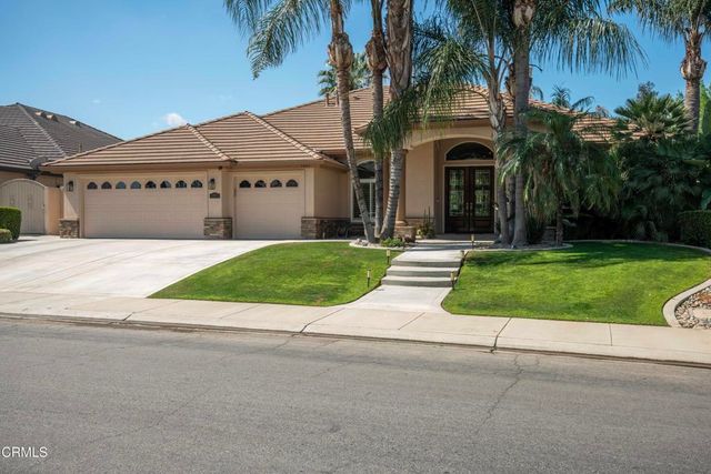 5421 Brigadoon Lane, Bakersfield, CA 93312