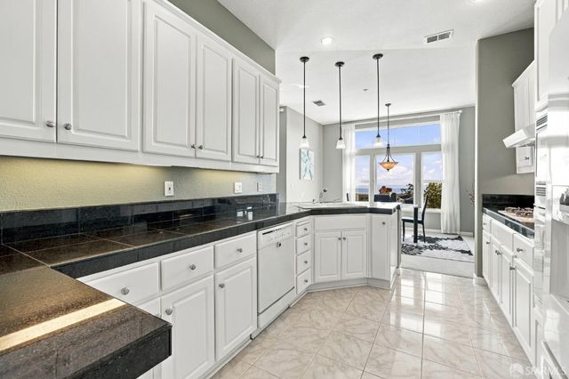 152 Golden Eagle Lane, Brisbane, CA 94005