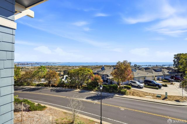 152 Golden Eagle Lane, Brisbane, CA 94005