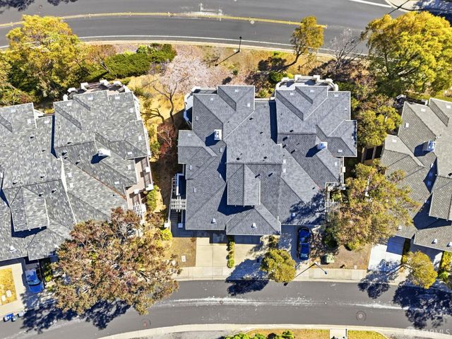 152 Golden Eagle Lane, Brisbane, CA 94005